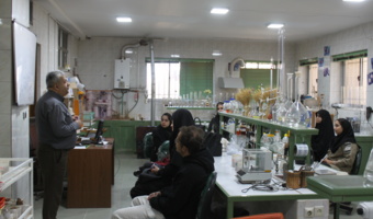 هم‌افزایی دانش و عمل؛ بازدید دانشجویان زراعت شهرکرد از دستاوردهای تحقیقات کشاورزی استان