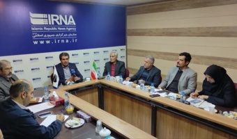 میزگرد حکمرانی و حفاظت از خاک در شهرکرد برگزار شد