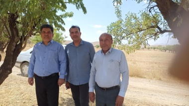 بازدید کارشناسان دفتر امور اقتصادی از سازمان تات از پروژه تحقیقاتی آمیخته گری بز آلپاین و بز بومی