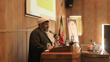 تأکید مسئول حوزه نمایندگی ولی‌فقیه در جهاد کشاورزی چهارمحال و بختیاری بر ضرورت بازگشت به تحقیق، آموزش و تولید علم
